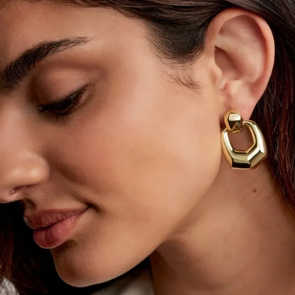 Kendra Scott Kaitlin Open Frame Puffy Drop Earrings - Picture 2 of 4